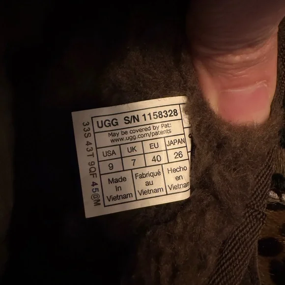 UGG Women’s Ultra Mini Caspian Calf Hair Boots Cheetah Size 9 - Picture 6 of 6